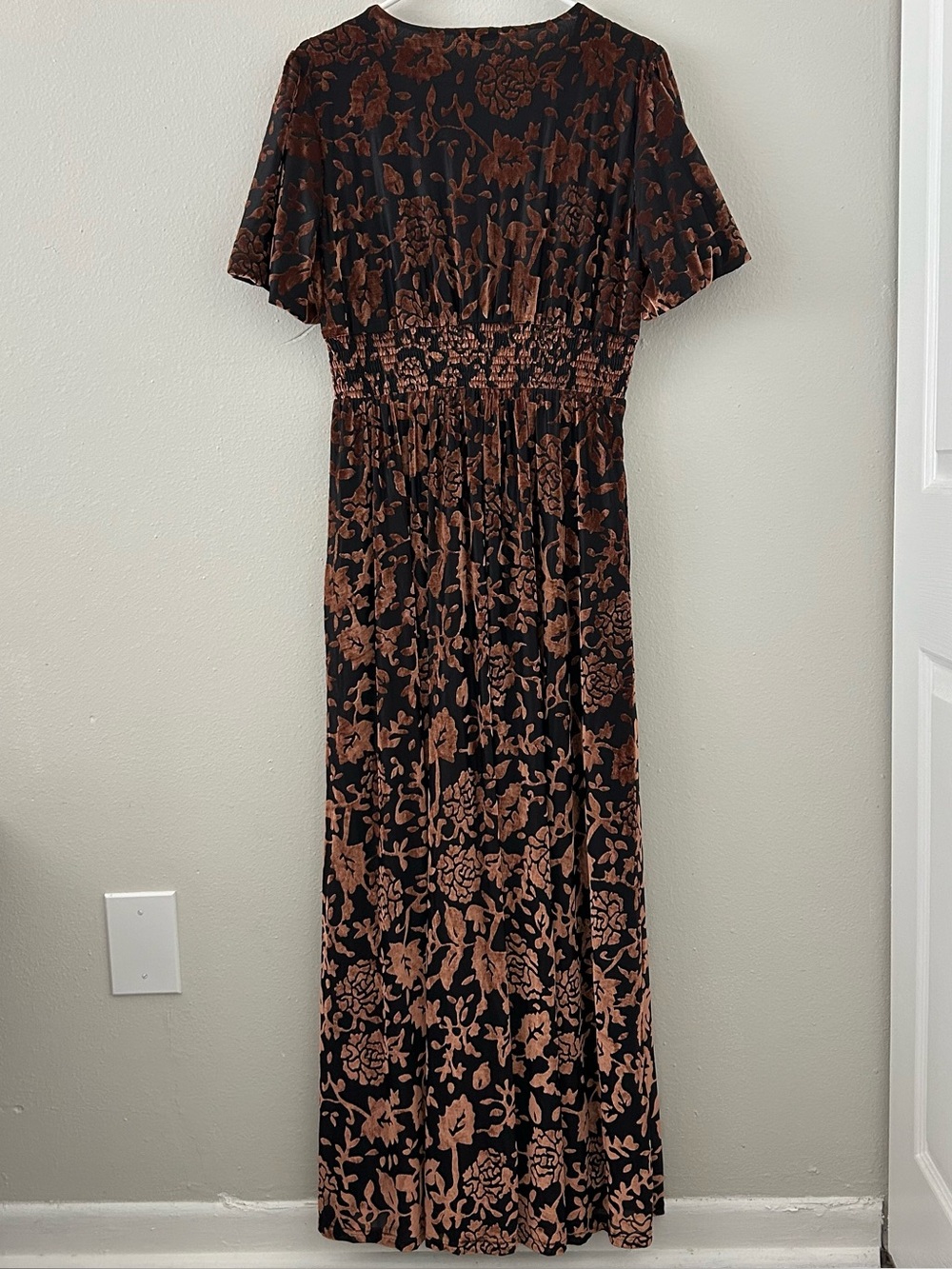 Baltic Born Leslie Velvet Maxi Dress Womens XL Black Bronze Floral Boho Formal - Picture 5 of 12